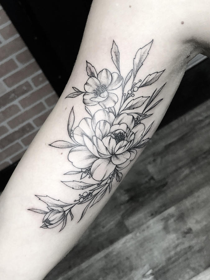 Simple Flower Tattoo  Black Lotus Tattoo